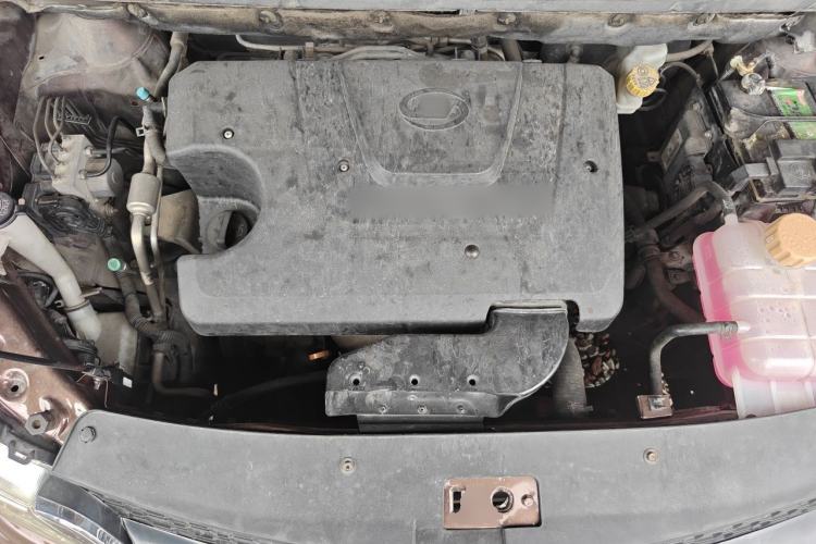 Used Baojun 730 2016 1.5L Manual Comfort Version 7 Seats China V Emission Standard Engine Bay