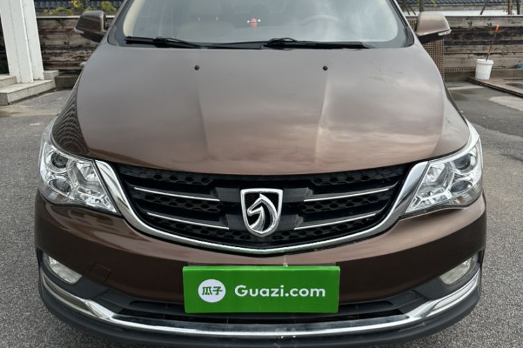 Used Baojun 730 2016 1.5L Manual Comfort Version 7 Seats China V Emission Standard Exterior 1