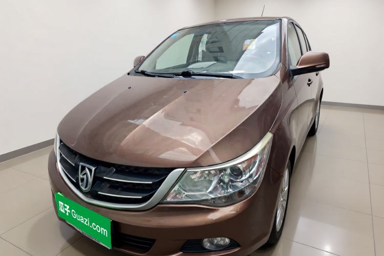 Used Baojun 730 2016 1.5L Manual Standard Version 7 Seats Exterior 1