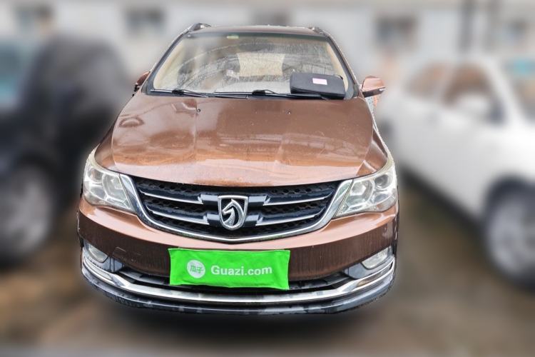 Used Baojun 730 2016 1.5L Manual Comfort Version 7 Seats China V Emission Standard Exterior 1