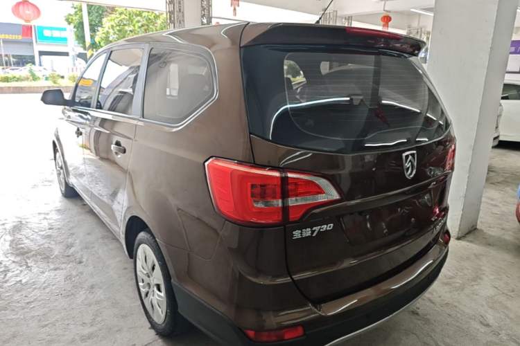 Used Baojun 730 2016 1.5L Manual Standard Version 7 Seats Exterior 2