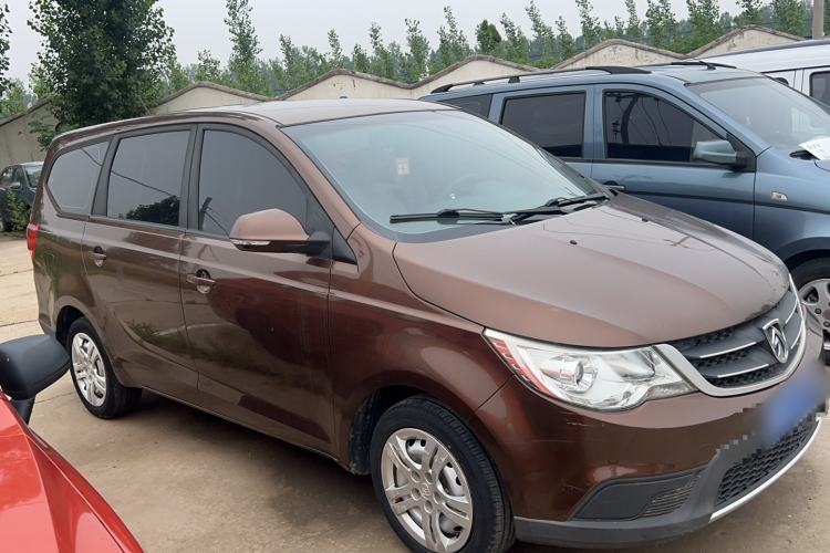 Used Baojun 730 2016 1.5L Manual Value Edition 7 Seats China V Emission Standard Exterior 2