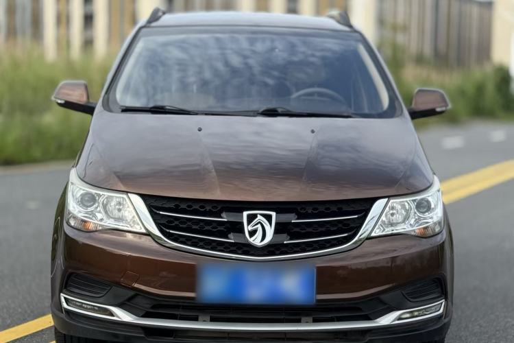Used Baojun 730 2016 Revised 1.5L Manual Standard Version 7 Seats China V Emission Standard Exterior 2