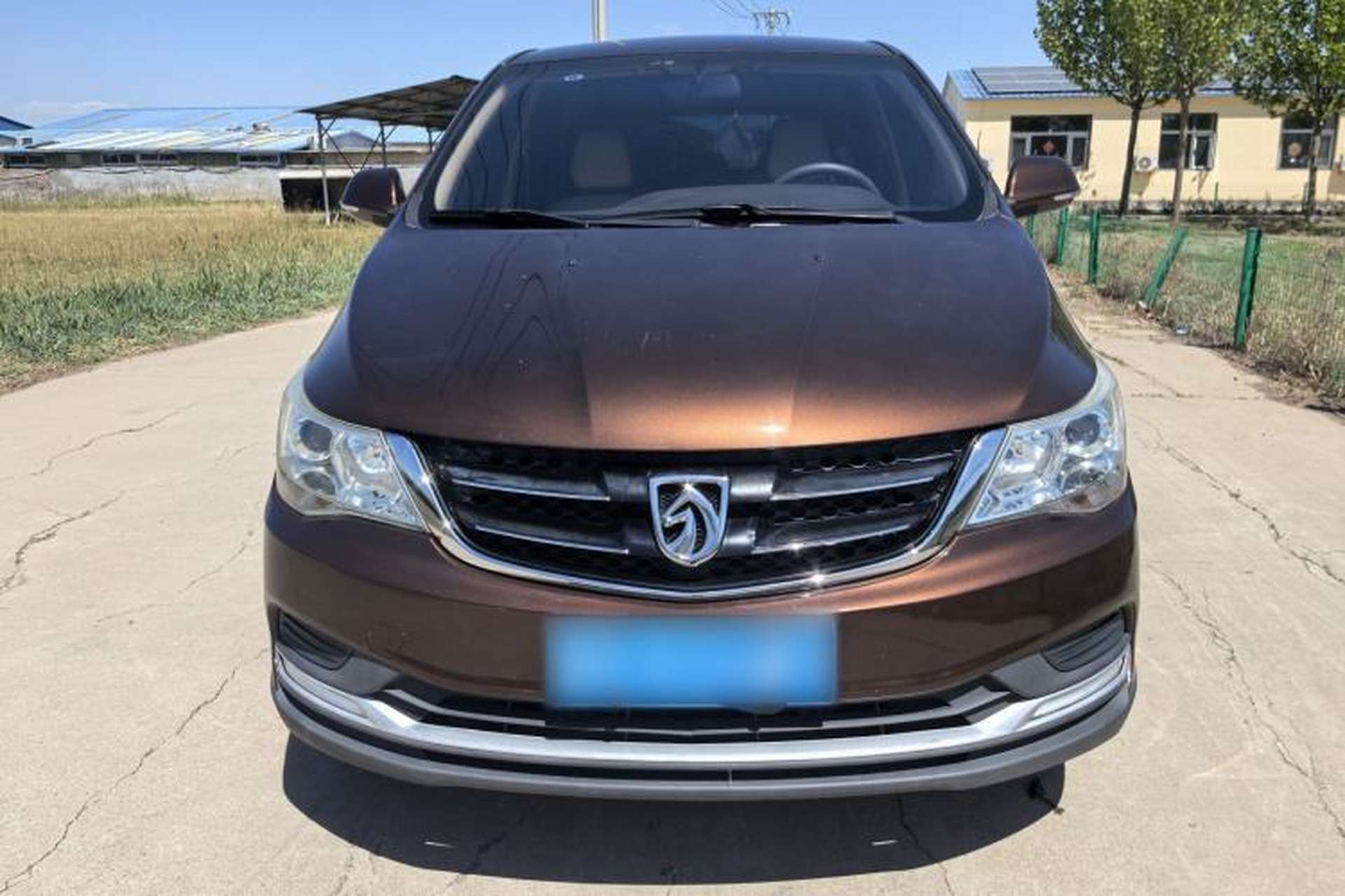 Used Baojun 730 2016 1.5L Manual Standard Version 7 Seats Exterior 2