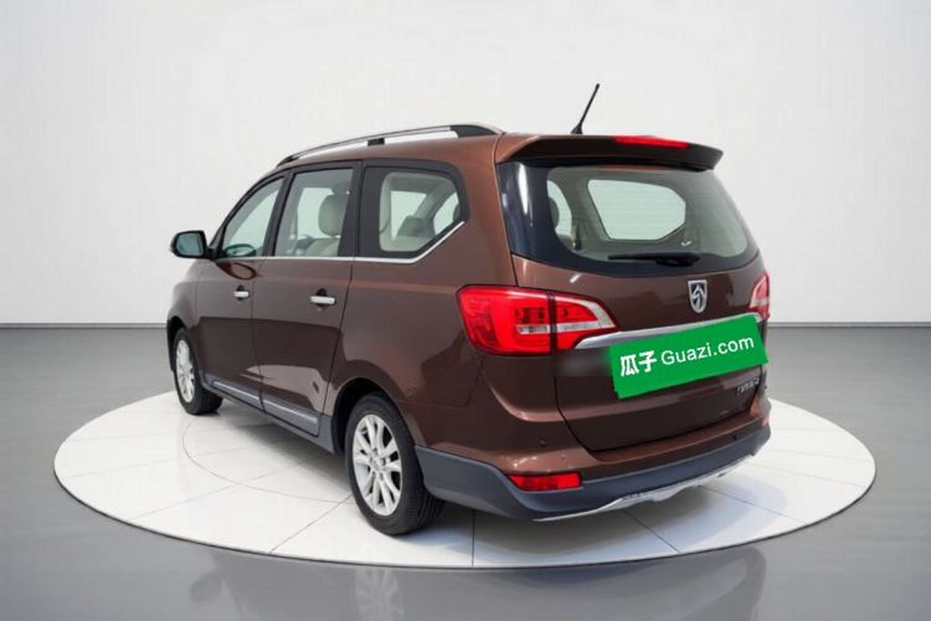 Used Baojun 730 2016 1.5L Manual Comfort Version 7 Seats China V Emission Standard Exterior 3