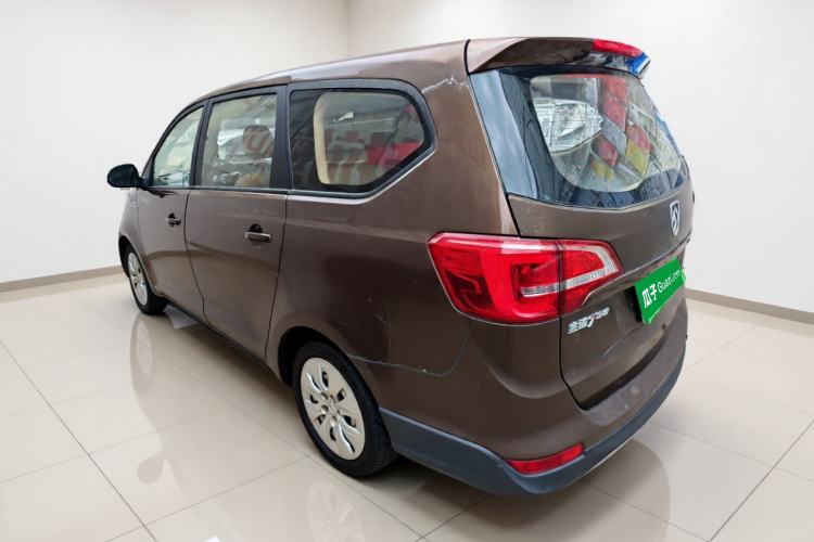 Used Baojun 730 2016 1.5L Manual Standard Version 7 Seats Exterior 3
