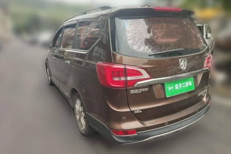 Used Baojun 730 2016 1.8L iAMT Luxury Model 7 Seats Exterior 4