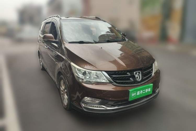 Used Baojun 730 2016 1.8L iAMT Luxury Model 7 Seats Exterior 5