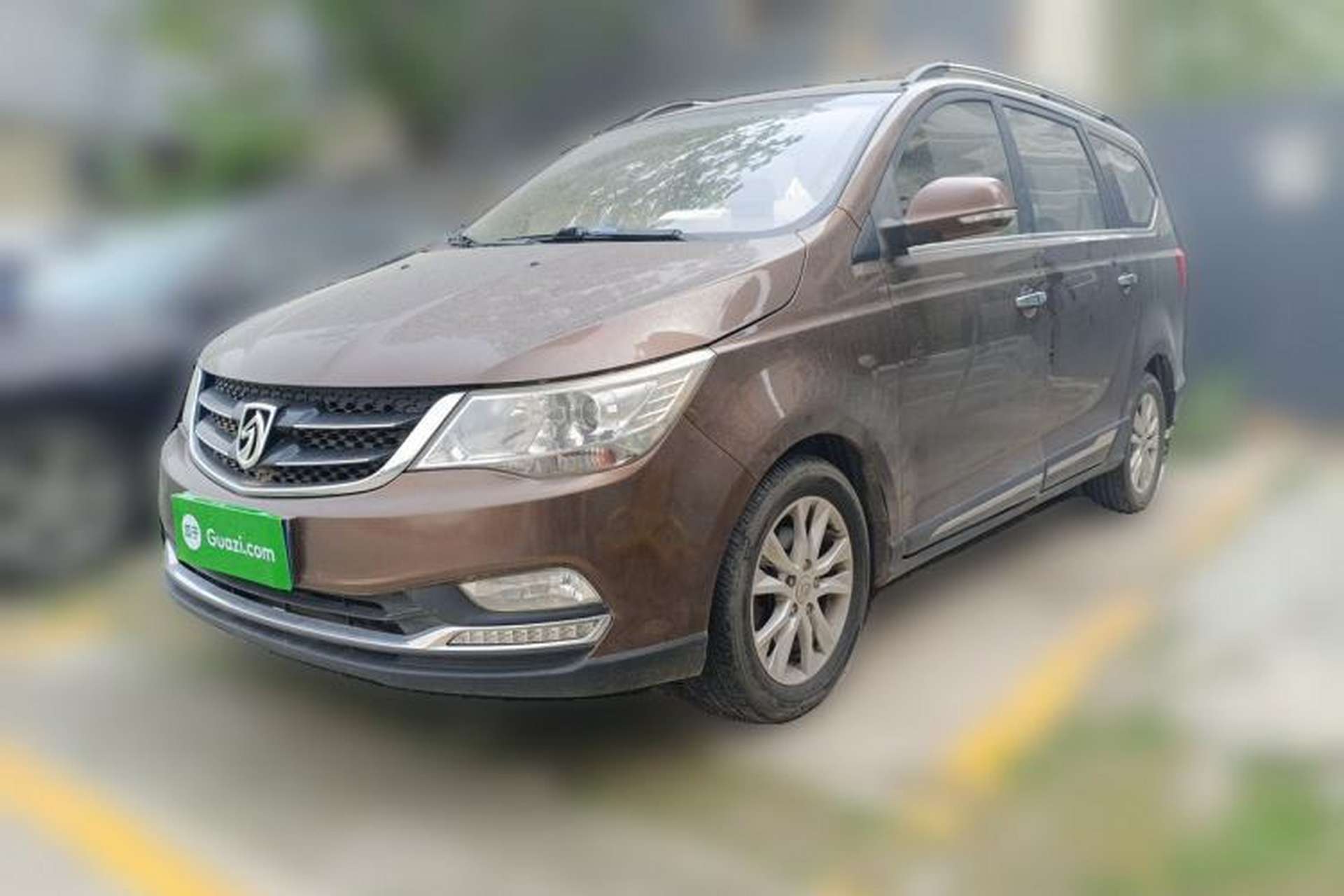 Used Baojun 730 2016 1.8L iAMT Luxury Model 7 Seats Front Left 45 Deg