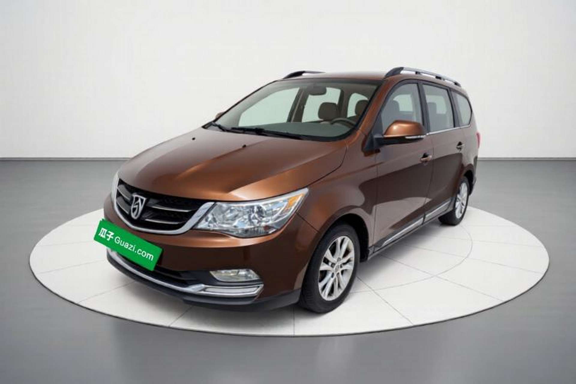 Used Baojun 730 2016 1.5L Manual Comfort Version 7 Seats China V Emission Standard Front Left 45 Deg