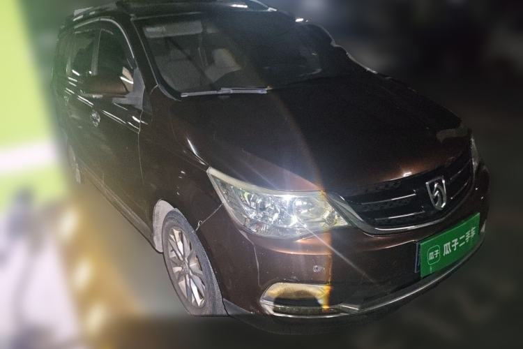 Used Baojun 730 2016 1.5L Manual Luxury Edition 7 Seats Front Right 45 Deg