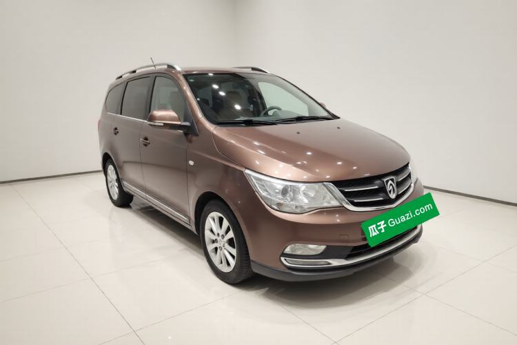 Used Baojun 730 2016 1.5L Manual Comfort Version 7 Seats China V Emission Standard Front Right 45 Deg