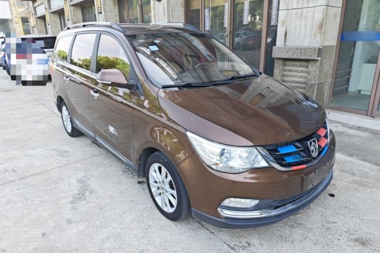 Used Baojun 730 2016 1.5L Manual Comfort Version 7 Seats China V Emission Standard Front Right 45 Deg