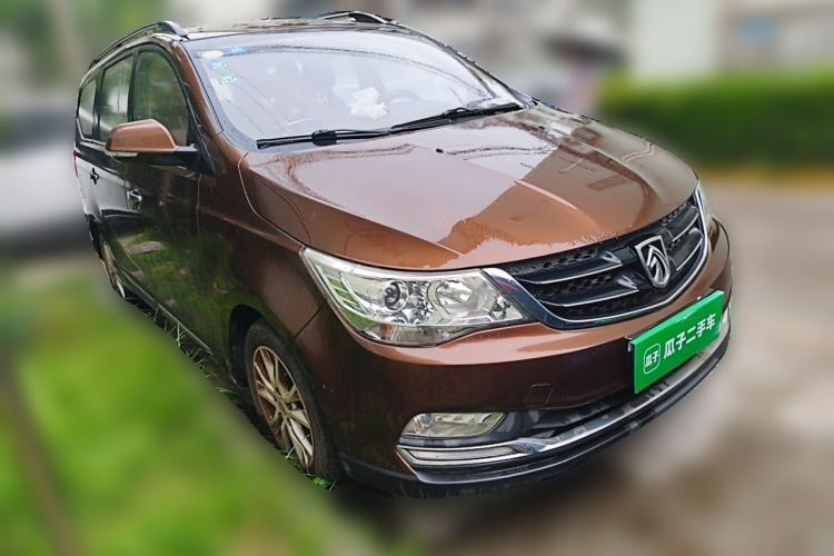 Used Baojun 730 2016 1.5L Manual Comfort Version 7 Seats China V Emission Standard Front Right 45 Deg