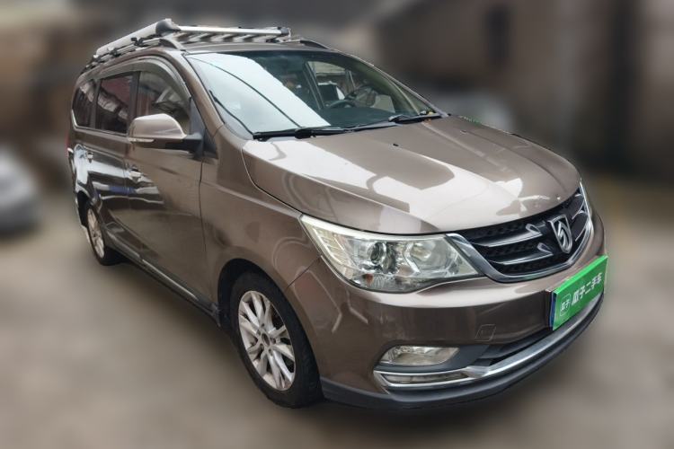 Used Baojun 730 2016 1.5L Manual Comfort Version 7 Seats China V Emission Standard Front Right 45 Deg