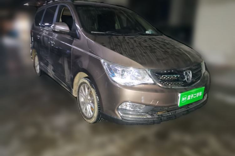 Used Baojun 730 2016 1.5L Manual Comfort Version 7 Seats China V Emission Standard Front Right 45 Deg