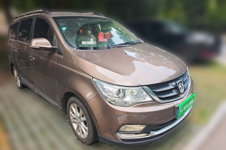 Used Baojun 730 2016 1.5L Manual Comfort Version 7 Seats China V Emission Standard Front Right 45 Deg