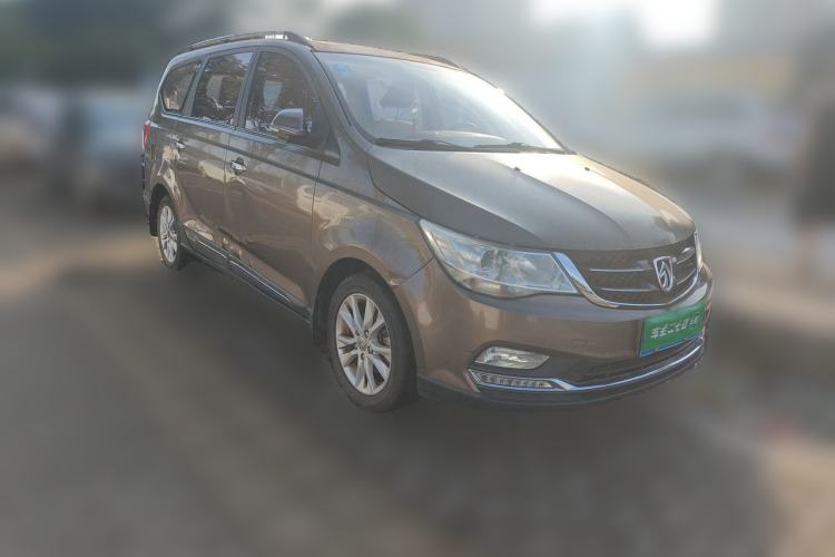 Used Baojun 730 2016 1.5L Manual Luxury Edition 7 Seats Front Right 45 Deg