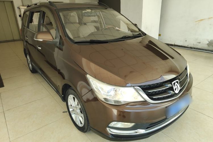 Used Baojun 730 2016 1.5L Manual Comfort Version 7 Seats China V Emission Standard Front Right 45 Deg