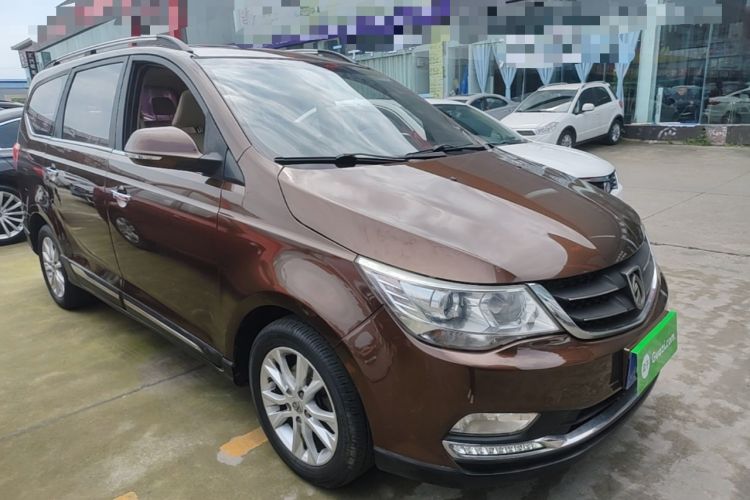 Used Baojun 730 2016 1.5L Manual Luxury Edition 7 Seats Front Right 45 Deg