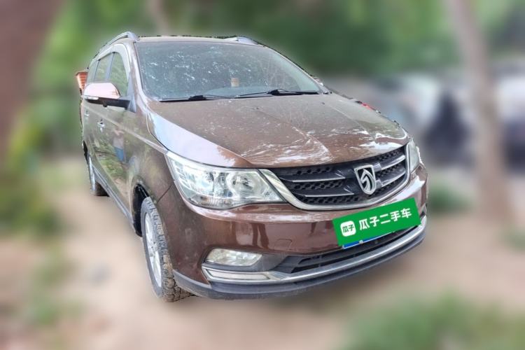 Used Baojun 730 2016 1.8L iAMT Comfort Version 7 Seats Front Right 45 Deg