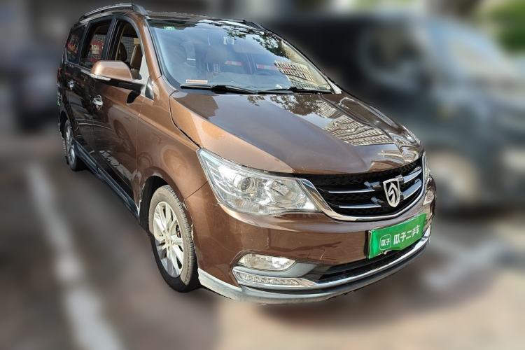 Used Baojun 730 2016 1.5L Manual Luxury Edition 7 Seats Front Right 45 Deg