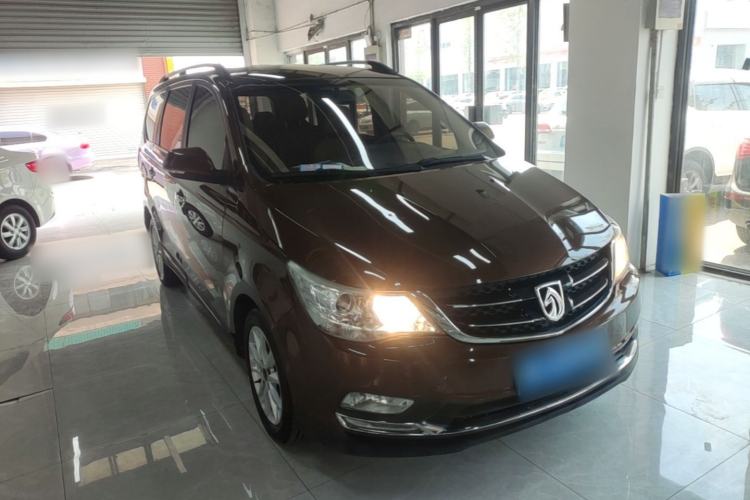 Used Baojun 730 2016 1.5L Manual Comfort Version 7 Seats China V Emission Standard Front Right 45 Deg