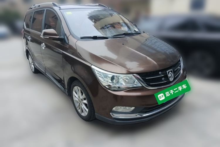 Used Baojun 730 2016 1.5L Manual Comfort Version 7 Seats China V Emission Standard Front Right 45 Deg