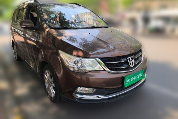 Used Baojun 730 2016 1.5L Manual Comfort Version 7 Seats China V Emission Standard Front Right 45 Deg