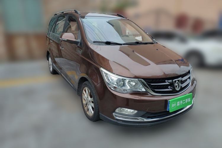 Used Baojun 730 2016 1.5L Manual Comfort Version 7 Seats China V Emission Standard Front Right 45 Deg