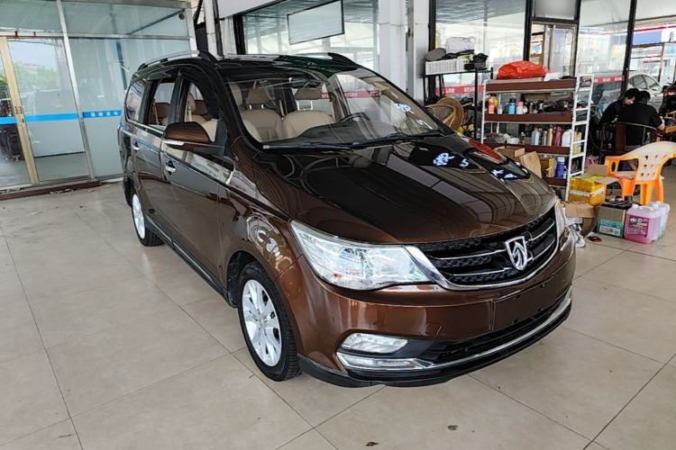Used Baojun 730 2016 1.5L Manual Comfort Version 7 Seats China V Emission Standard Front Right 45 Deg