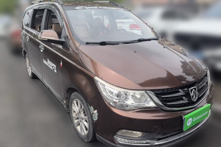Used Baojun 730 2016 1.5L Manual Luxury Edition 7 Seats Front Right 45 Deg