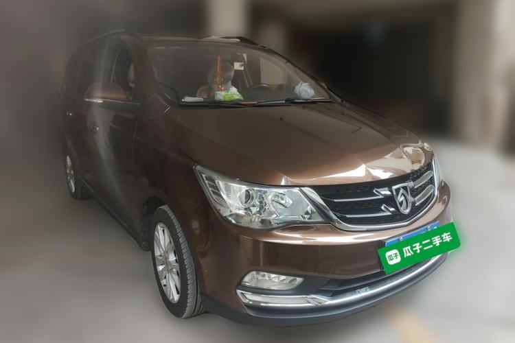 Used Baojun 730 2016 1.5L Manual Comfort Version 7 Seats China V Emission Standard Front Right 45 Deg