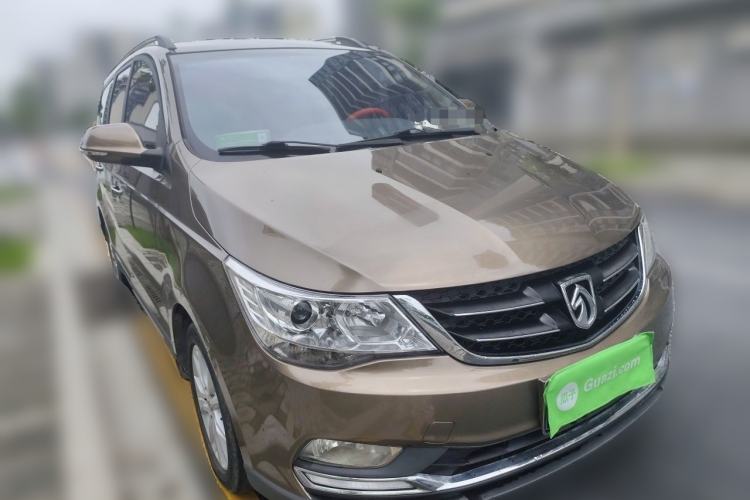 Used Baojun 730 2016 1.5L Manual Comfort Version 7 Seats China V Emission Standard Front Right 45 Deg