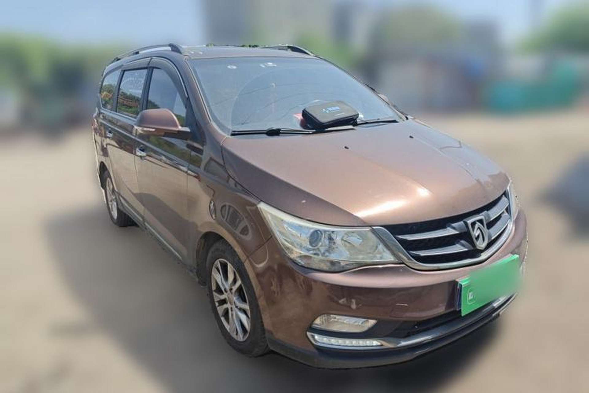 Used Baojun 730 2016 1.5T Manual Luxury Edition 7 Seats Front Right 45 Deg
