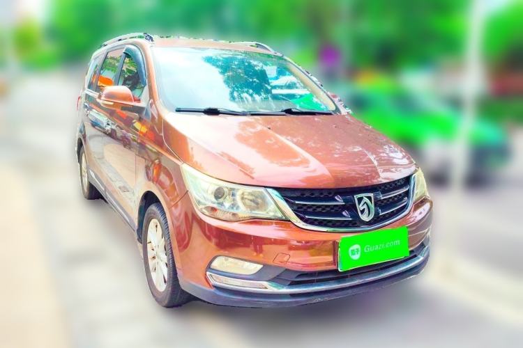 Used Baojun 730 2016 1.8L iAMT Comfort Version 7 Seats Front Right 45 Deg