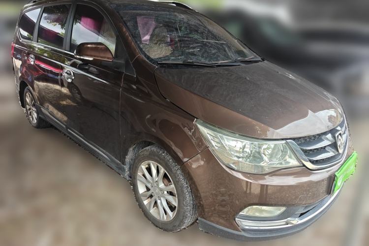 Used Baojun 730 2016 1.5L Manual Comfort Version 7 Seats China V Emission Standard Front Right 45 Deg