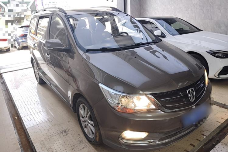 Used Baojun 730 2016 1.5T Manual Comfort Version 7 Seats Front Right 45 Deg