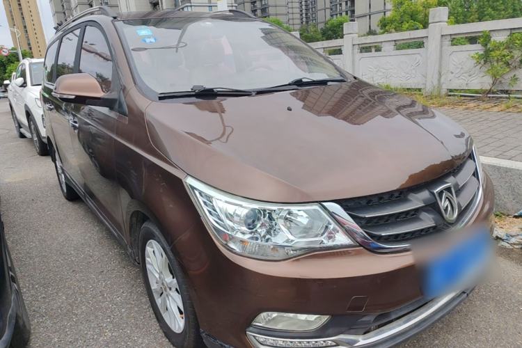Used Baojun 730 2016 1.5T Manual Luxury Edition 7 Seats Front Right 45 Deg