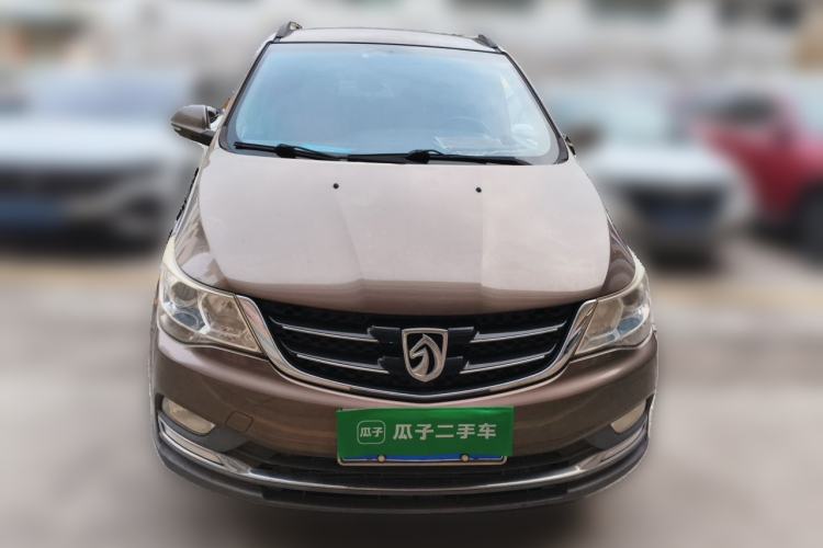 Used Baojun 730 2016 1.5T Manual Comfort Version 7 Seats Front