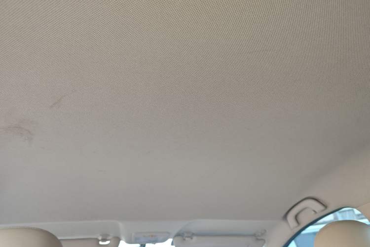 Used Baojun 730 2016 1.5L Manual Comfort Version 7 Seats China V Emission Standard Headliner