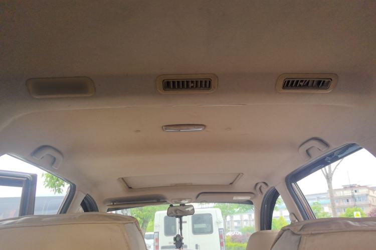 Used Baojun 730 2016 1.5L Manual Luxury Edition 7 Seats Headliner