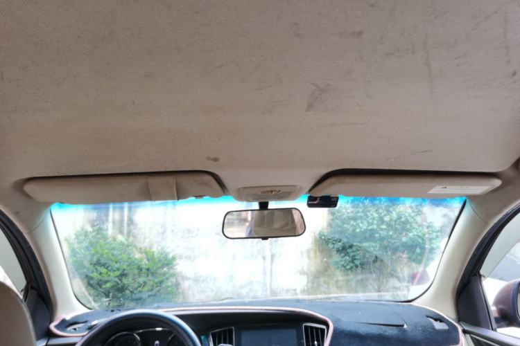 Used Baojun 730 2016 1.5L Manual Comfort Version 7 Seats China V Emission Standard Headliner