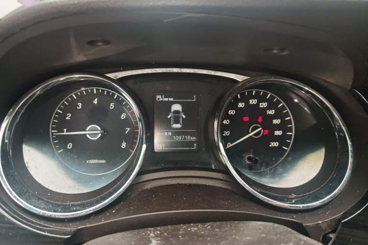 Used Baojun 730 2016 1.5L Manual Luxury Edition 7 Seats Instrument Cluster