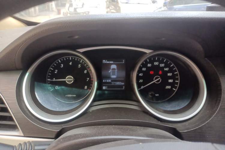 Used Baojun 730 2016 1.5L Manual Standard Version 7 Seats Instrument Cluster