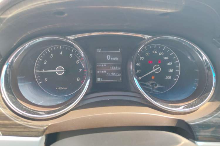 Used Baojun 730 2016 1.5T Manual Comfort Version 7 Seats Instrument Cluster