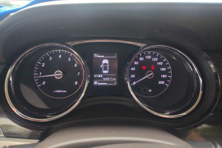 Used Baojun 730 2016 1.5T Manual Comfort Version 7 Seats Instrument Cluster