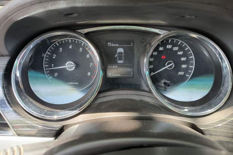 Used Baojun 730 2016 1.5T Manual Luxury Edition 7 Seats Instrument Cluster