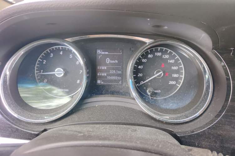 Used Baojun 730 2016 1.5L Manual Comfort Version 7 Seats China V Emission Standard Instrument Cluster