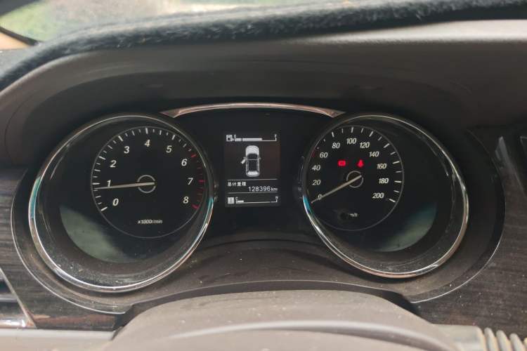 Used Baojun 730 2016 1.5L Manual Comfort Version 7 Seats China V Emission Standard Instrument Cluster